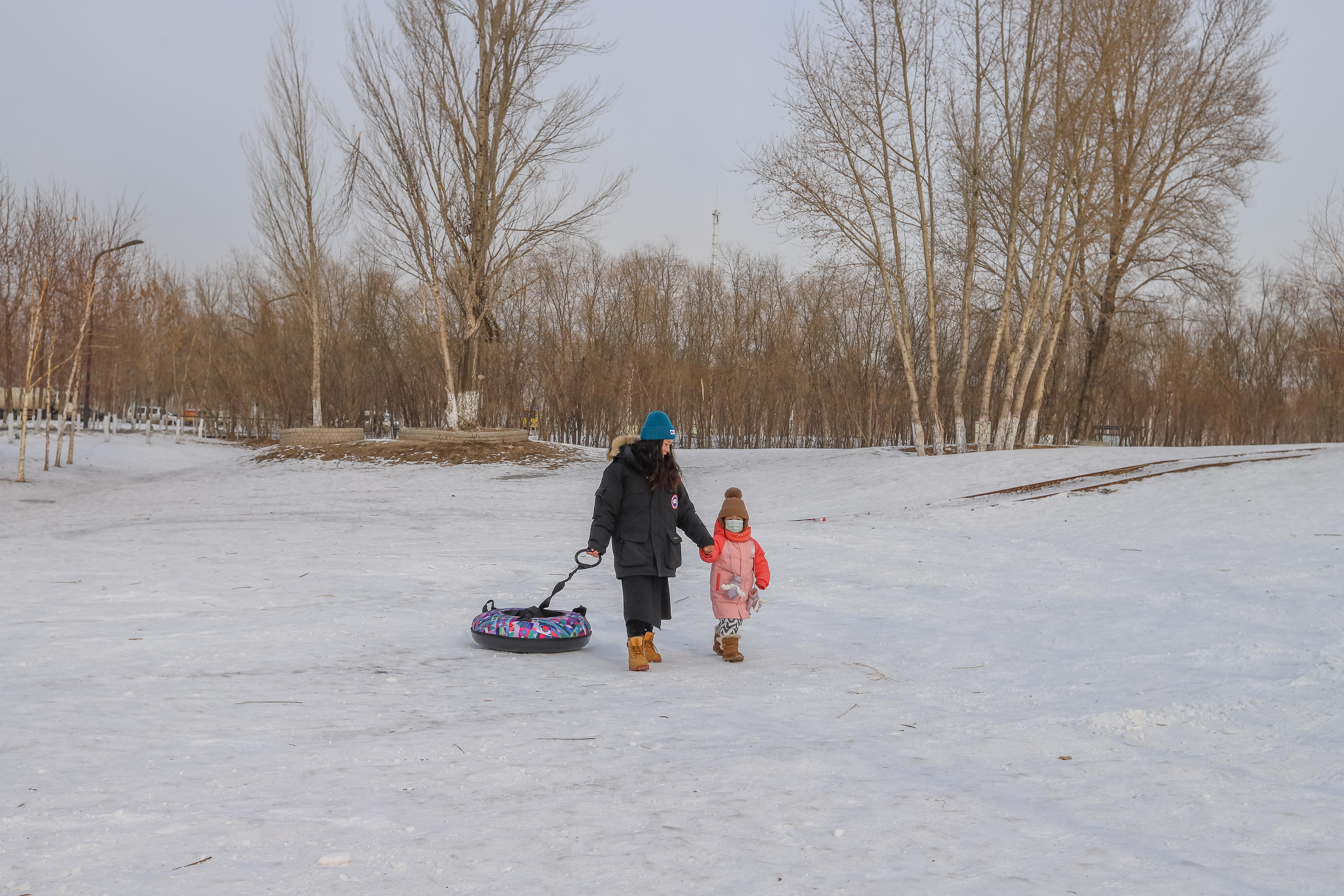 尔滨的雪实在是太美了,哈尔滨的雪景美得让人挪不动步