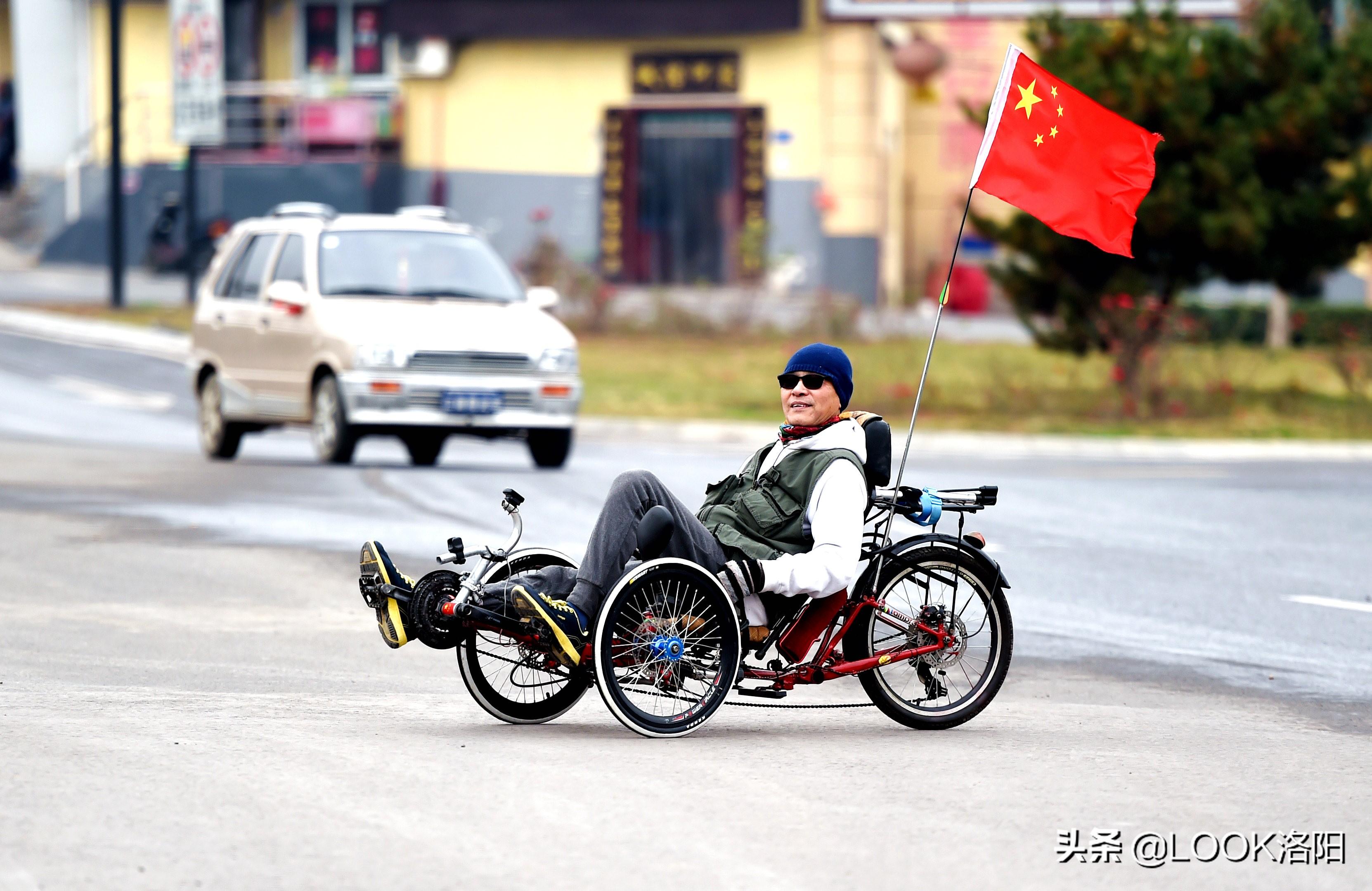 最新两轮躺车图片(“最新两款休闲自行车图集”)